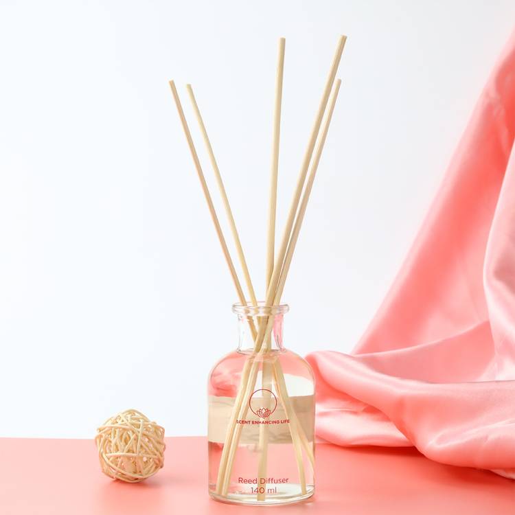 custom reed diffuser with glass jar